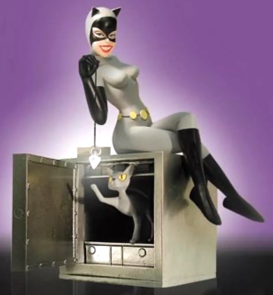Batman The Animated Series Catwoman Statue out of the box. Click for a free valuation