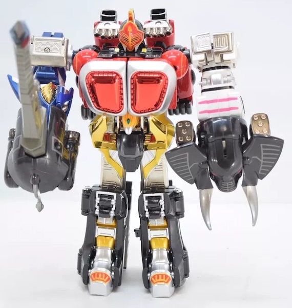 Gaoranger Toys R Us Exclusive DX Gao Knight Megazord assembled. Click to appraise yours