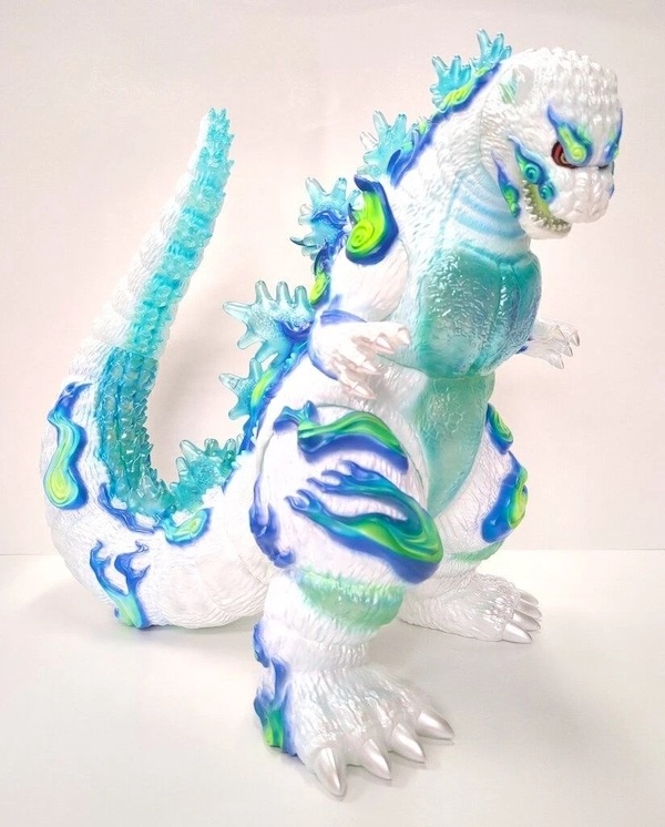 Burning Godzilla 1995 Frog Tree Ukiyo-e ONIBI Godzilla Caravan Limited Figure out of the pack. Click to sell one