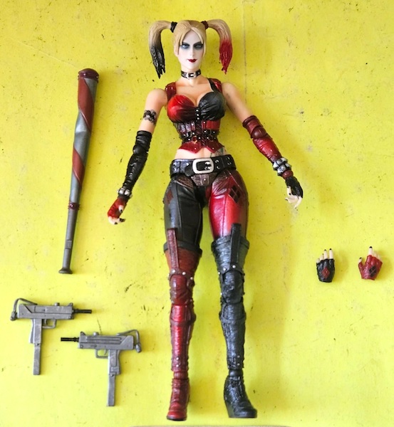 Play Arts Kai Arkham City Harley Quinn out of the box. Click to sell yours