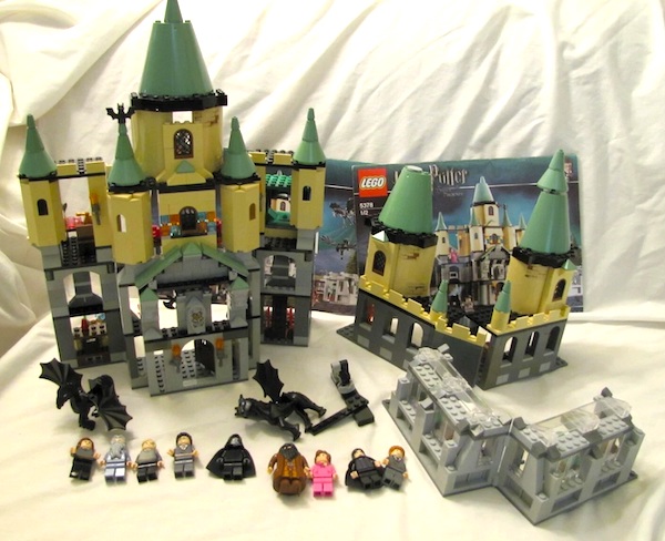 LEGO Harry Potter 5378 Order of the Phoenix Hogwarts Castle assembled. Click to sell or value yours