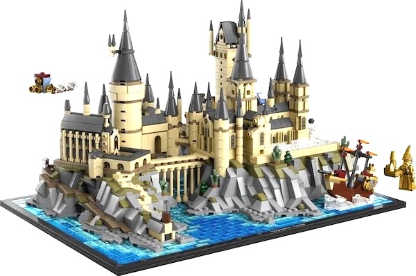 LEGO Harry Potter 76419 Miscellaneous Hogwarts Castle and Grounds assembled. Click to value or sell one