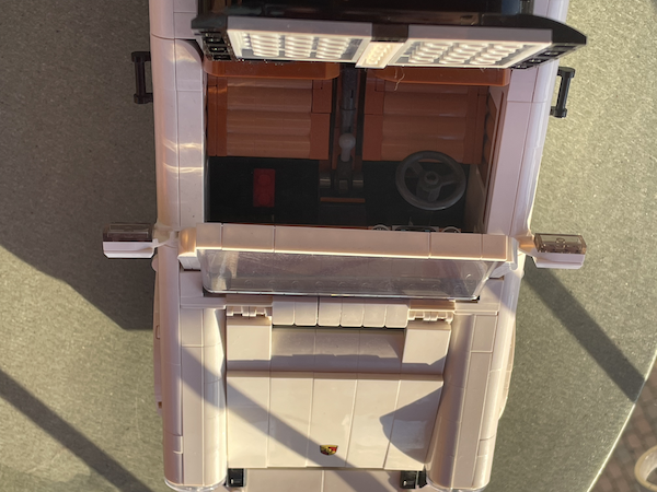 LEGO 911 Targa exposed interior