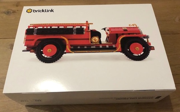LEGO BL19002 BrickLink Antique Fire Engine. Click to value or sell one today