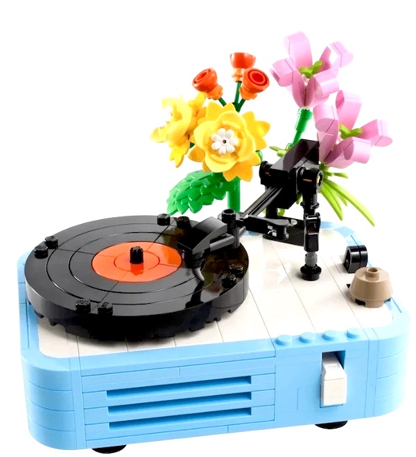 LEGO 31172 Record Player with Flowers assembled. Click to sell or value yours