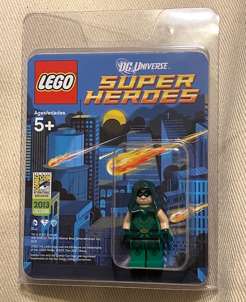 LEGO 2013 SDCC DC Comics Green Arrow. Click to value or sell one