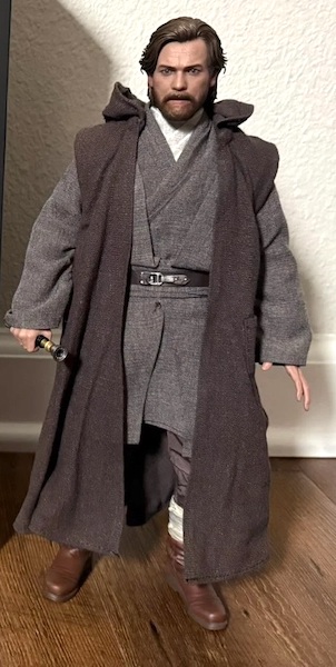 Star Wars Kenobi DX26 1/6th Scale Obi-Wan out of the box. Click to value or sell one