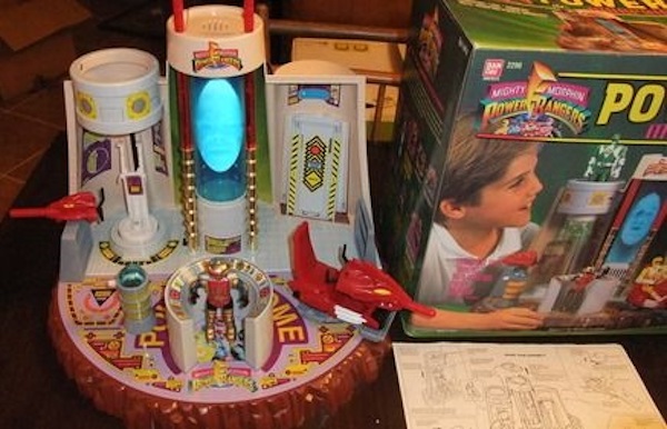 Mighty Morphin Power Rangers Power Dome Playset assembled. Click to appraise yours