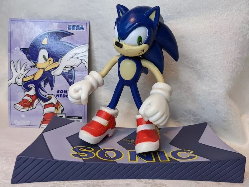 Sonic Adventure 2 Battle Sonic The Hedgehog Action Figure out of the pack