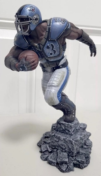 NECA Gears of War 3 Thrashball Cole Resin Statue out of the box. Click for a free appraisal of yours