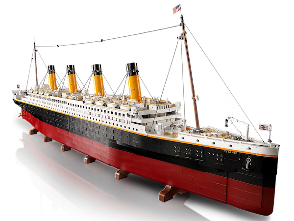 The LEGO Titanic looks great from any angle