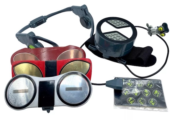 Ben 10 Alien Voice Changer out of the pack. Click for valuation